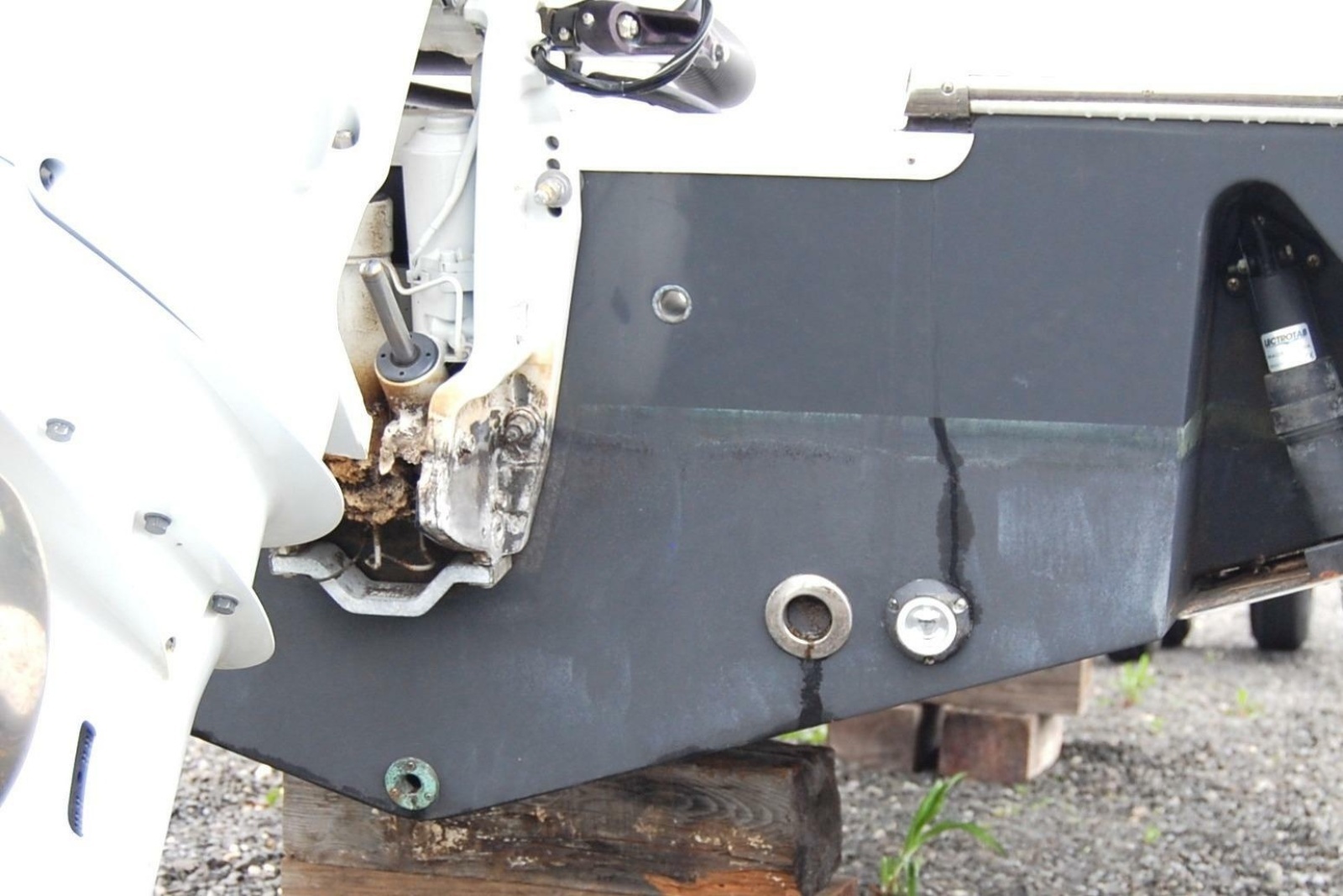 2023 Sportsman Open 242 Center Console