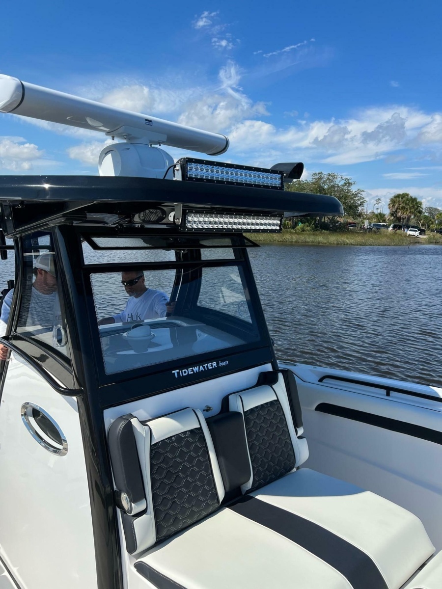 2023 Tidewater 320 CC Adventure