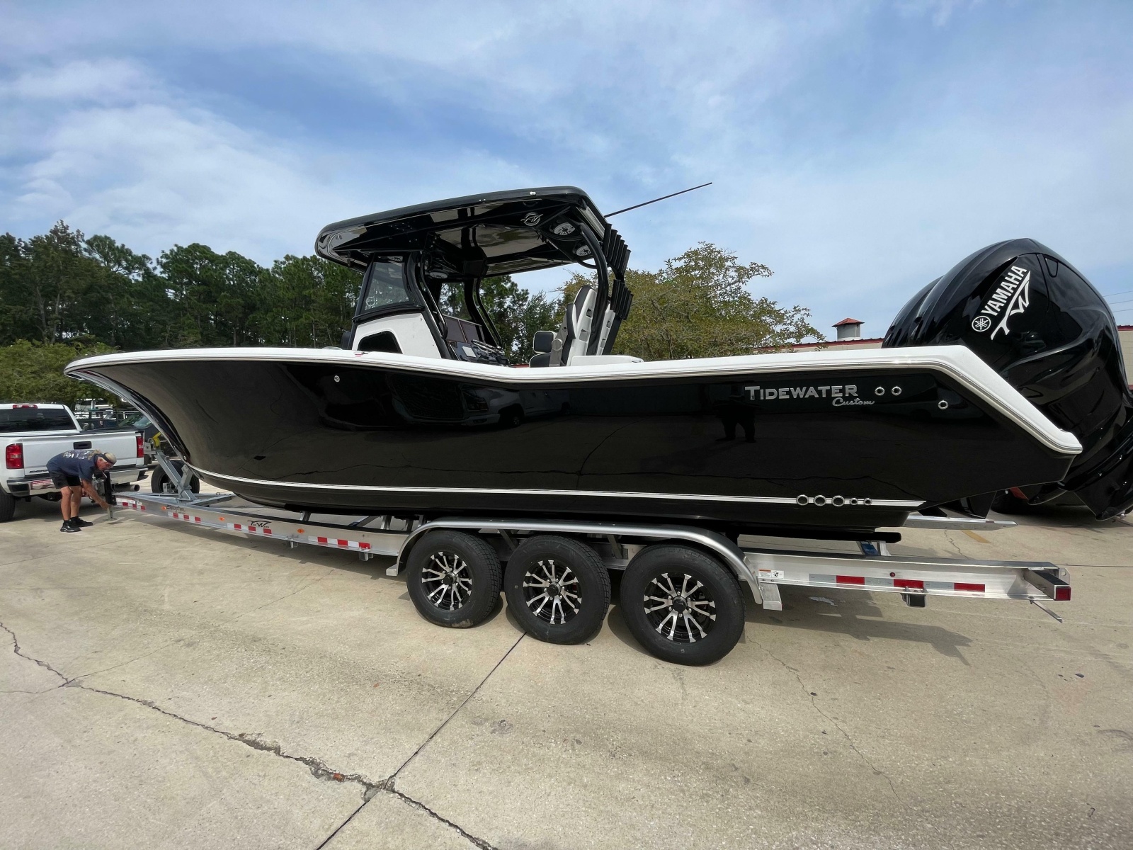 2023 Tidewater 320 CC Adventure