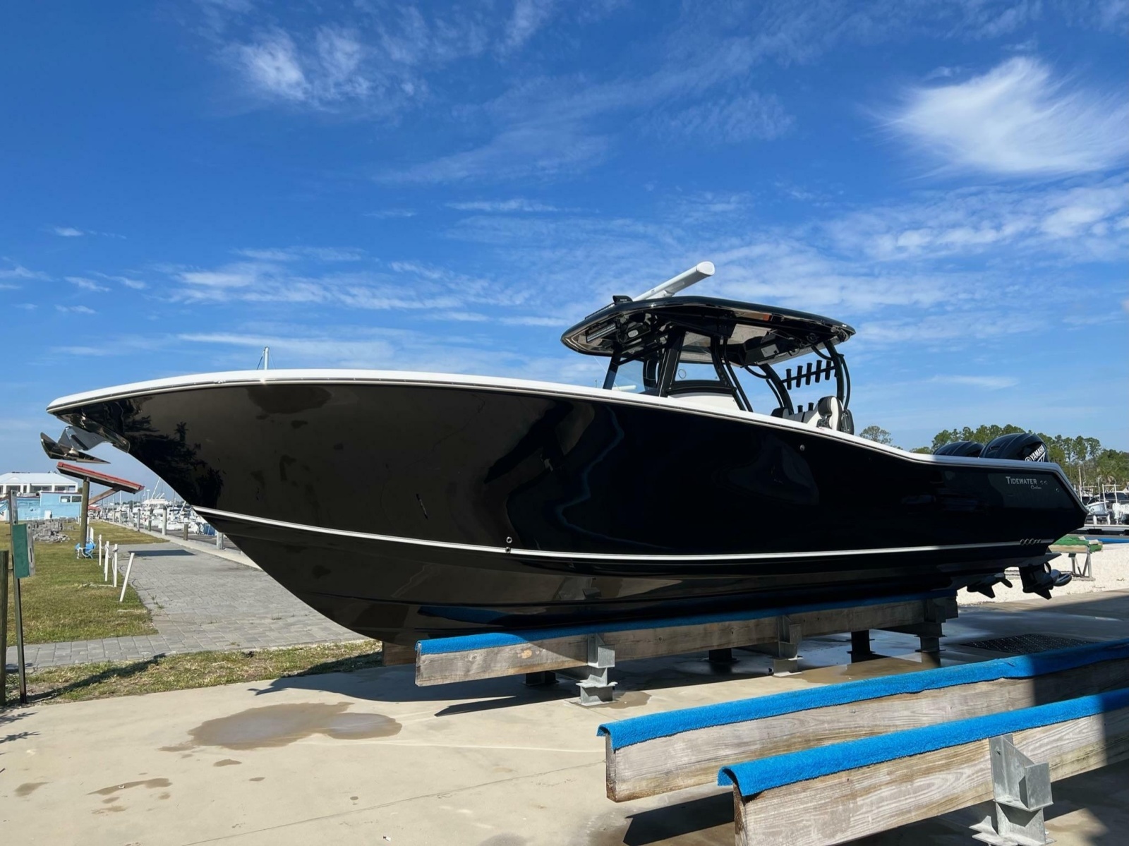 2023 Tidewater 320 CC Adventure
