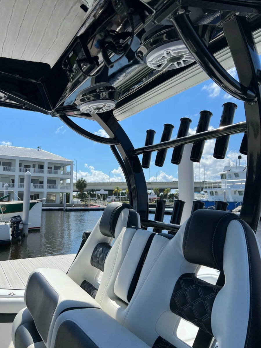 2023 Tidewater 320 CC Adventure