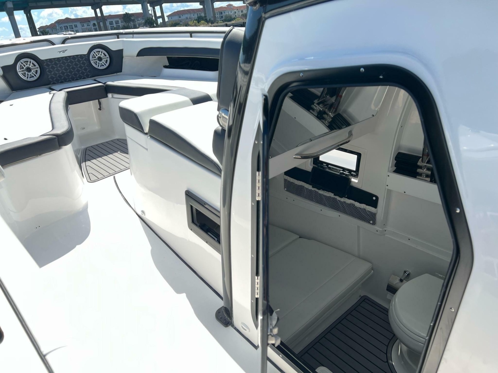 2023 Tidewater 320 CC Adventure
