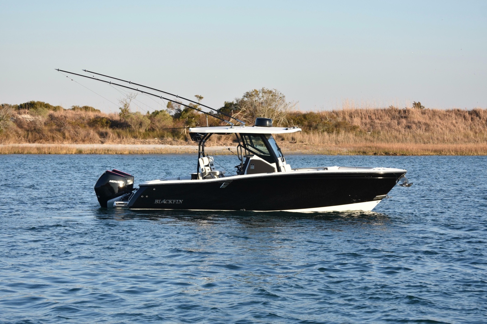 2022 Blackfin 272 CC