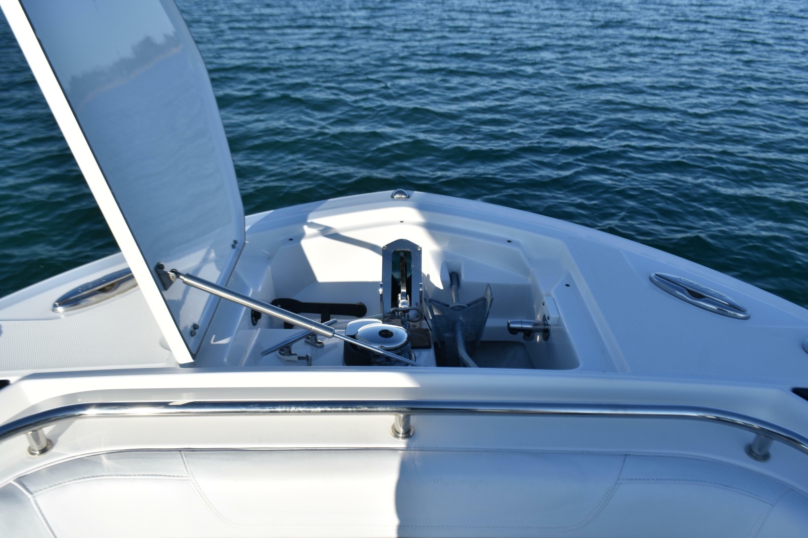 2022 Blackfin 272 CC