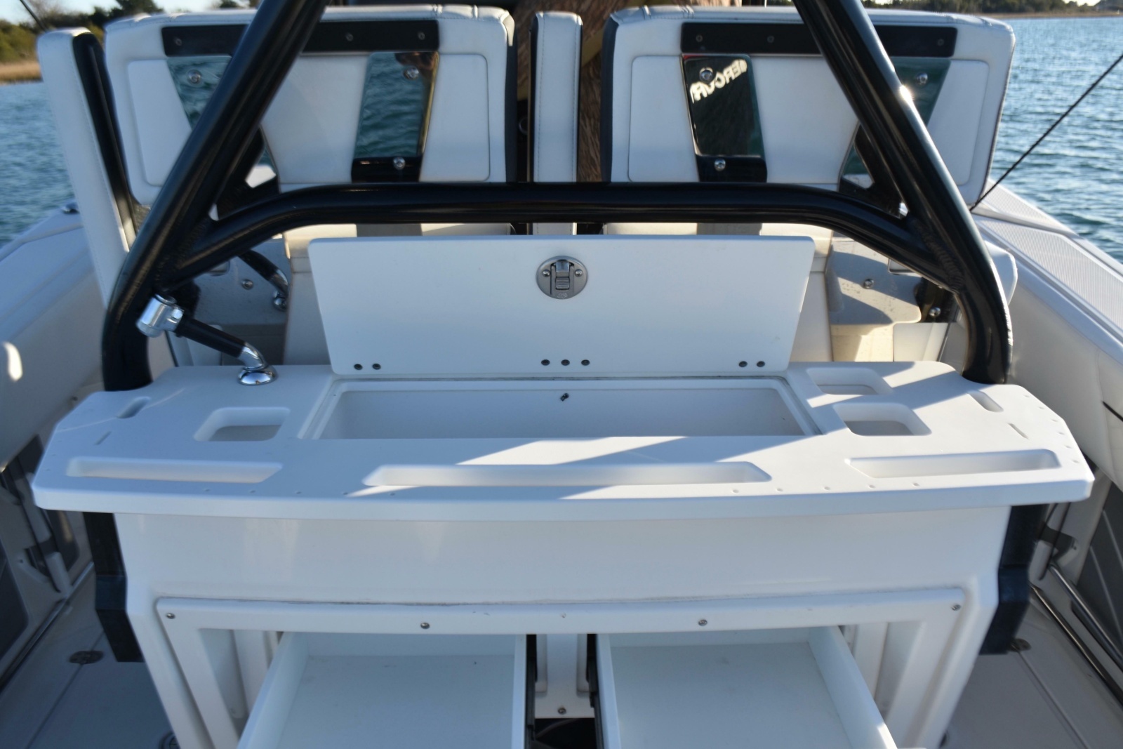 2022 Blackfin 272 CC