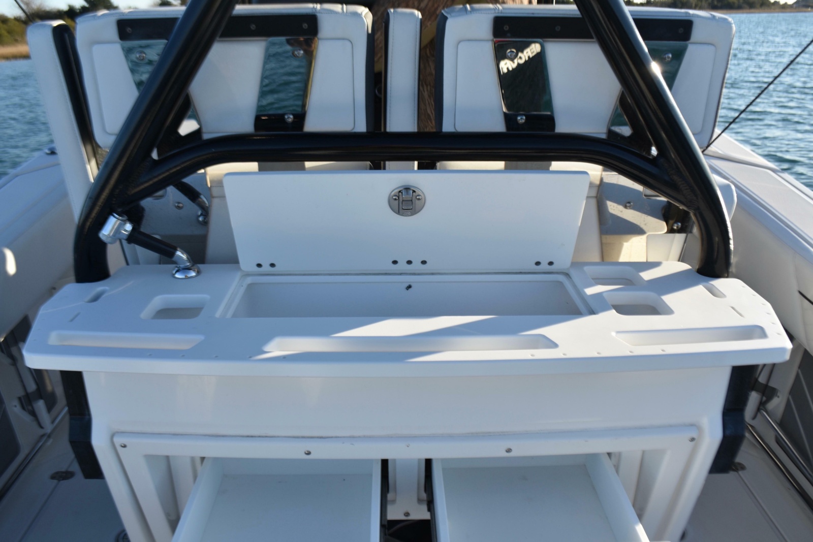2022 Blackfin 272 CC