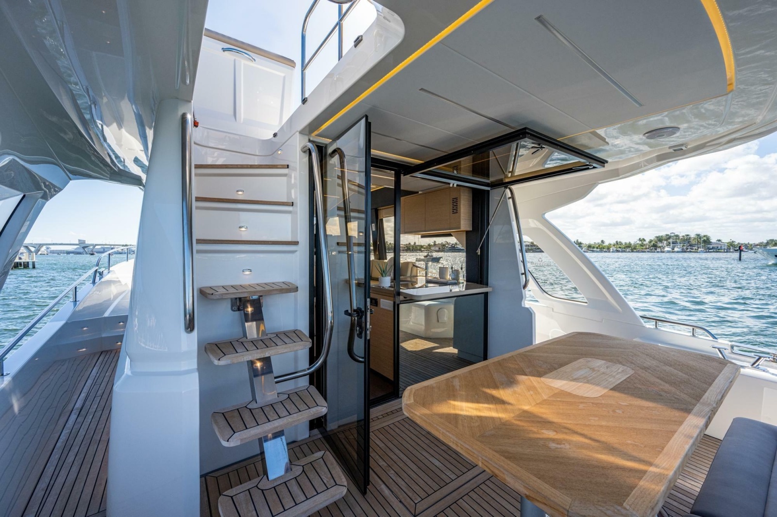 2022 Greenline 45 Fly