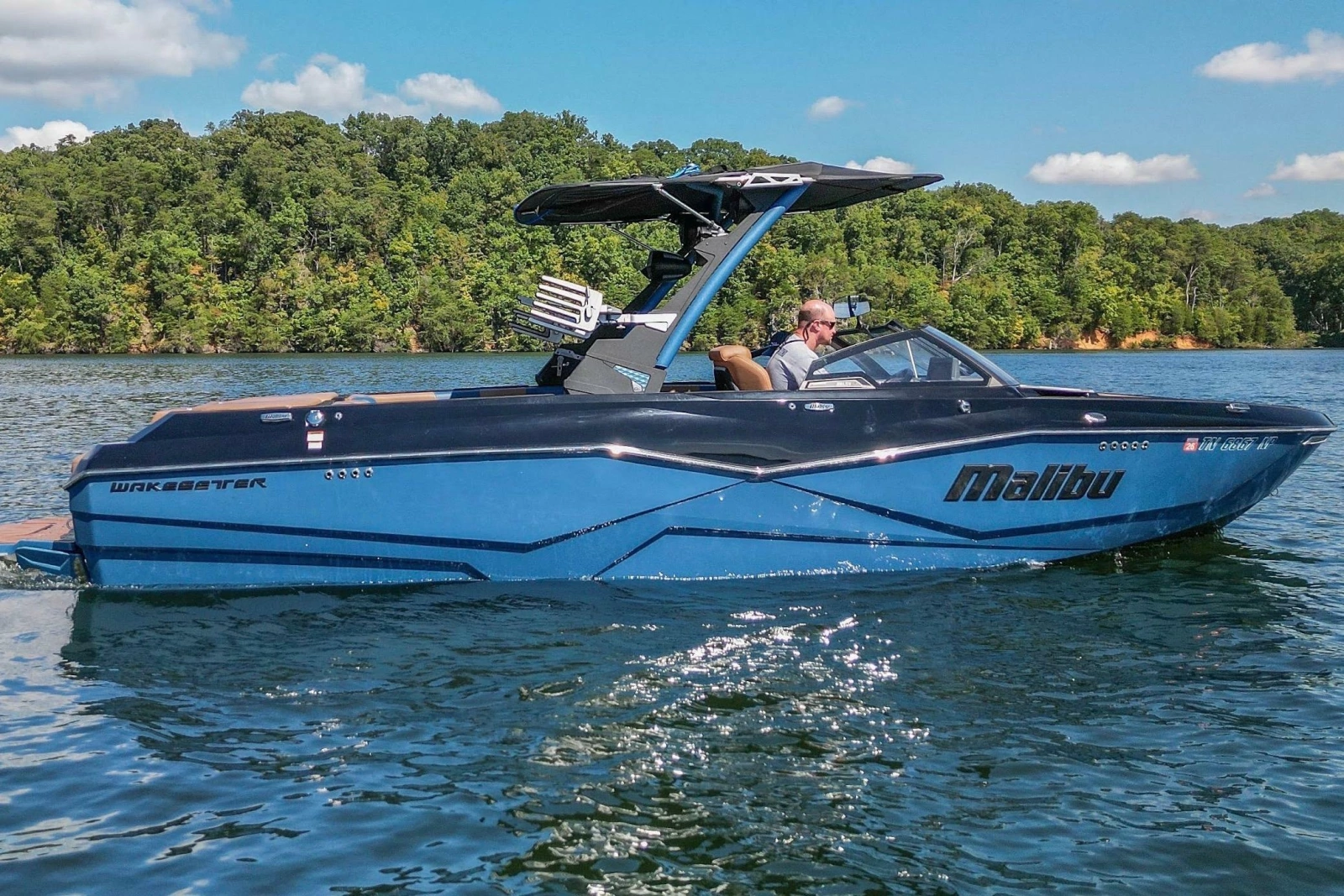 2022 Malibu Wakesetter 25 LSV