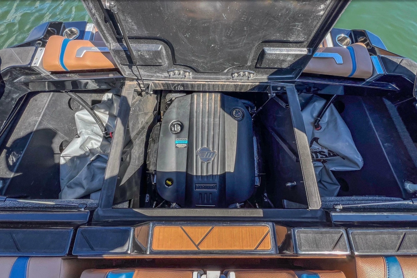 2022 Malibu Wakesetter 25 LSV