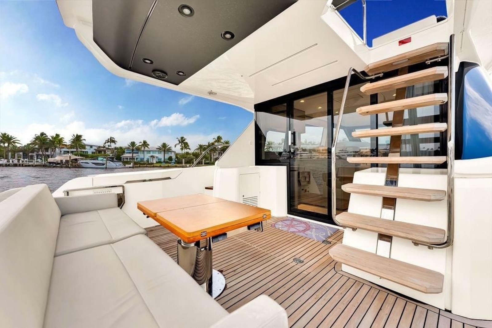 2021 Ferretti Yachts 500