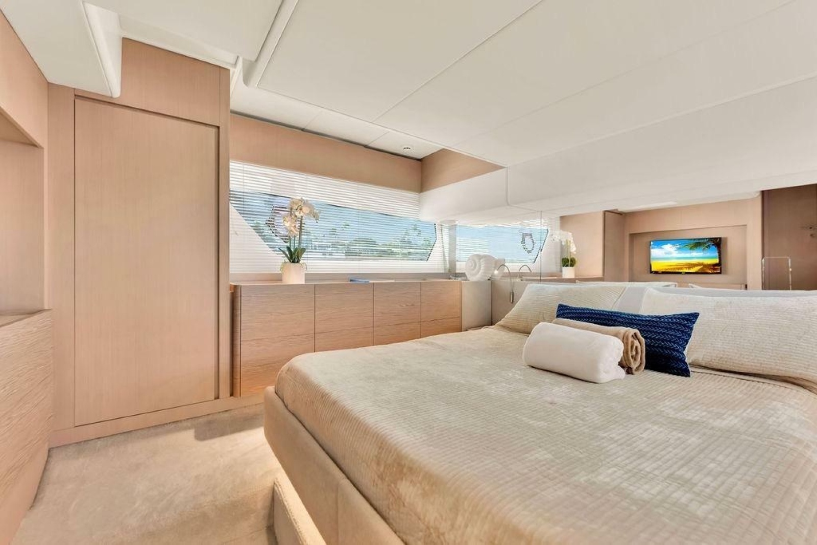 2021 Ferretti Yachts 500