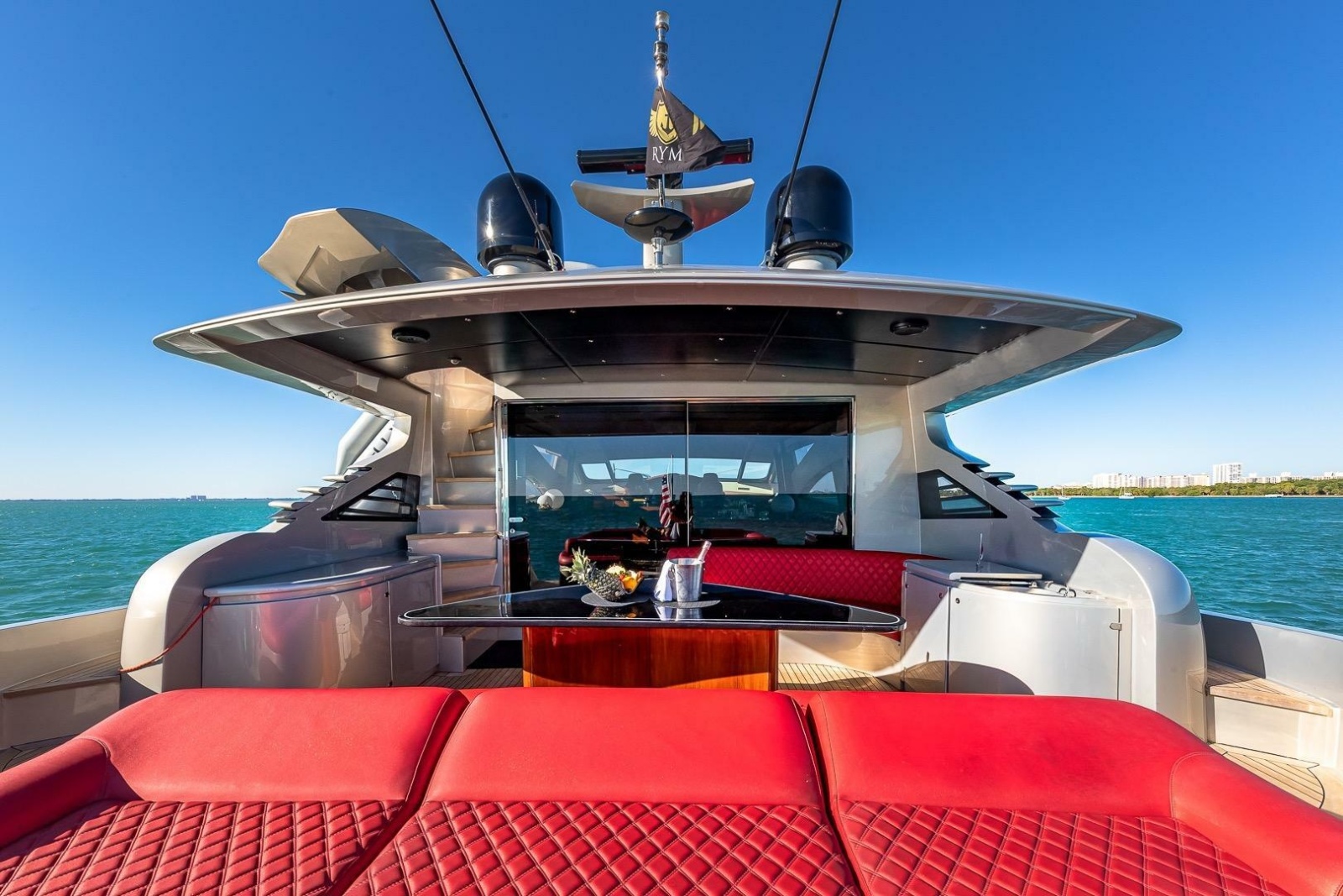 2008 Pershing 90