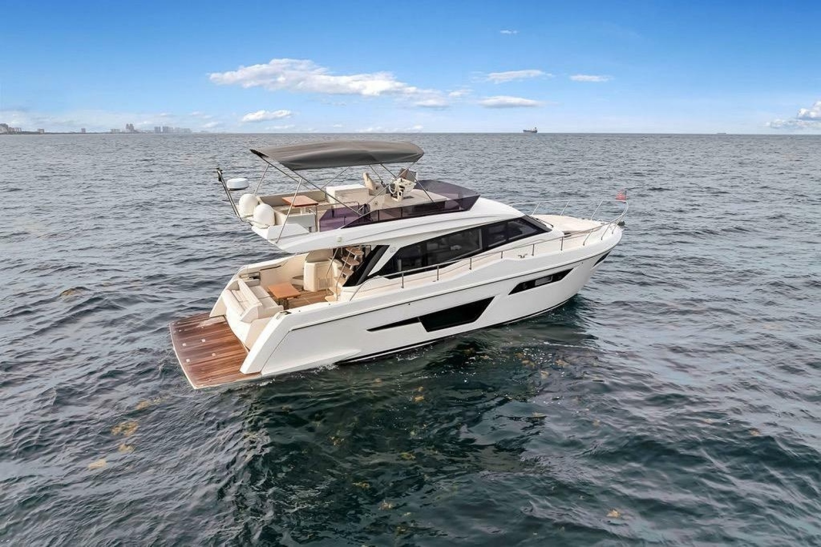 2021 Ferretti Yachts 500