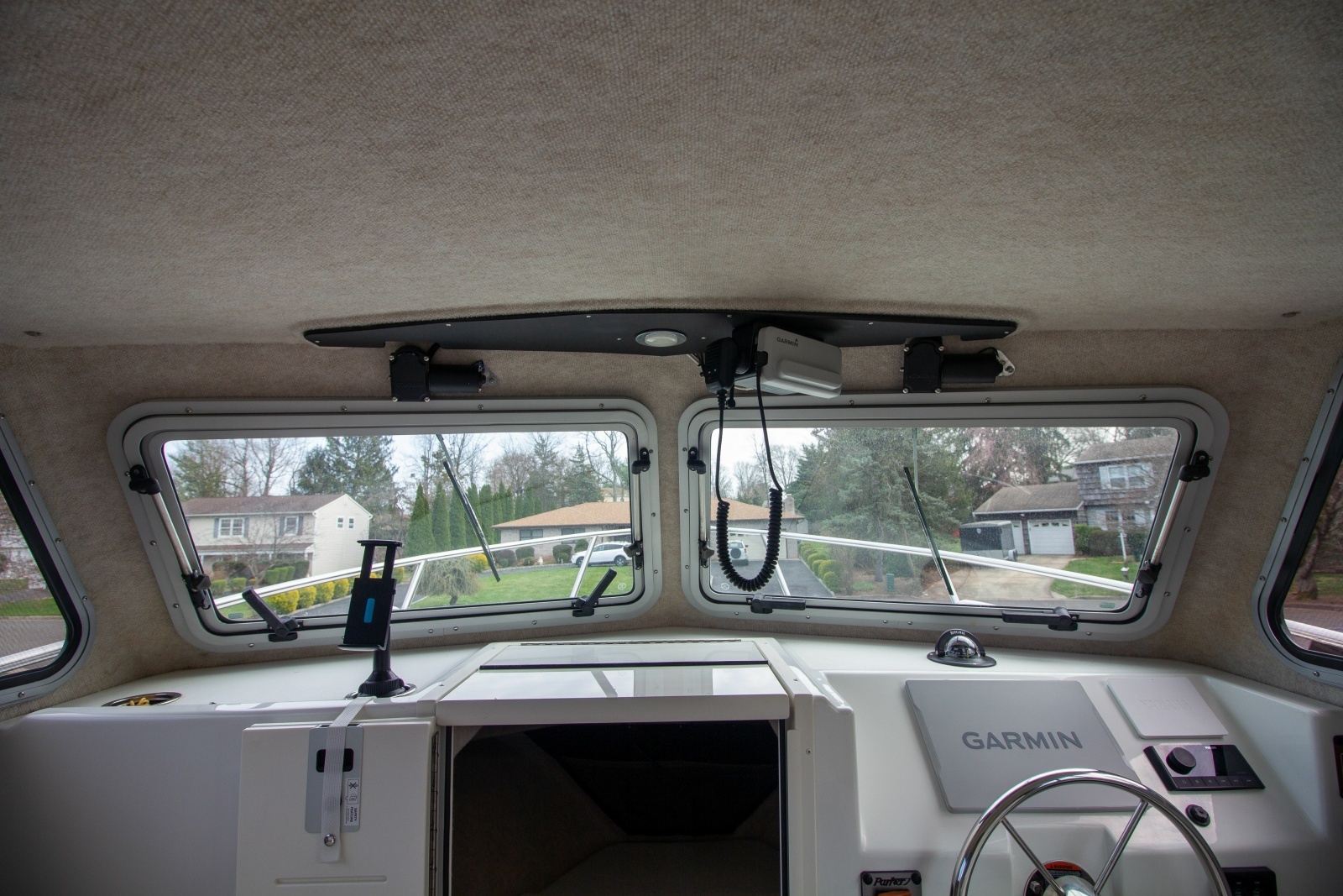 2022 Parker 2520 XLD Sport Cabin