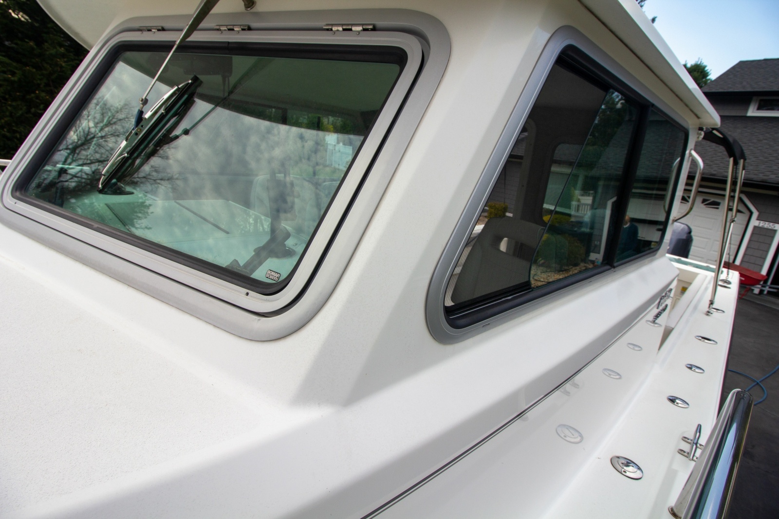 2022 Parker 2520 XLD Sport Cabin