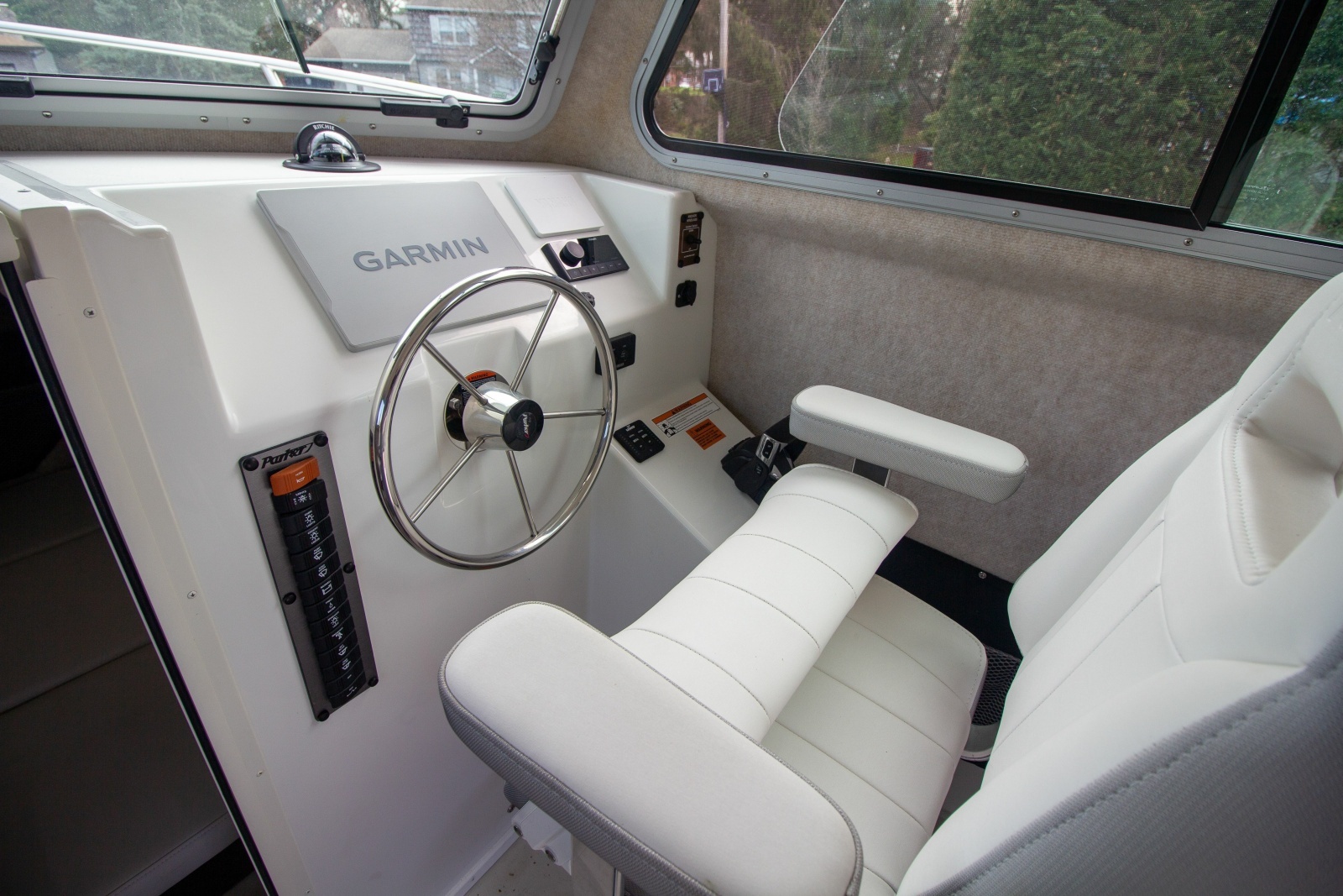 2022 Parker 2520 XLD Sport Cabin