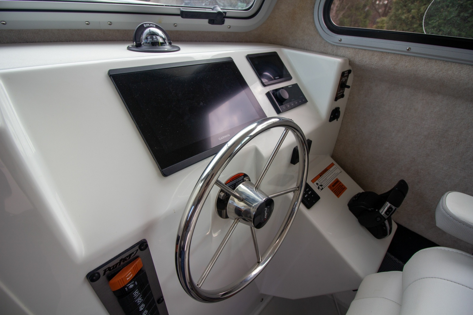 2022 Parker 2520 XLD Sport Cabin