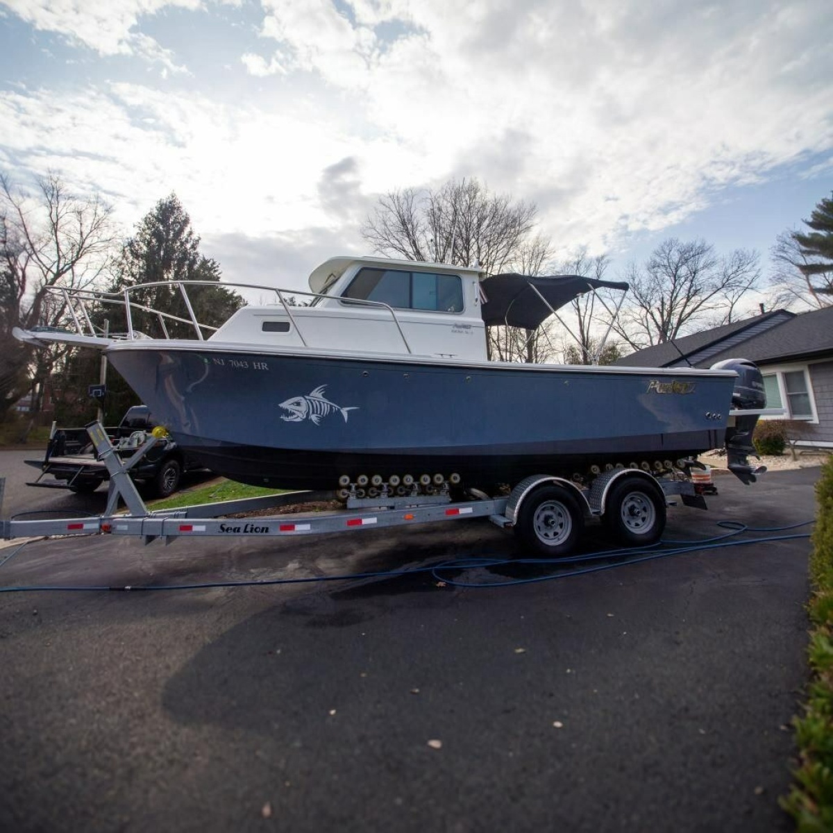 2022 Parker 2520 XLD Sport Cabin