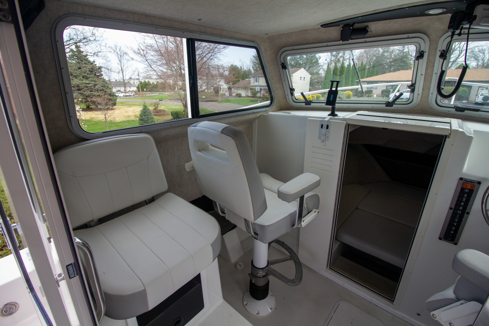 2022 Parker 2520 XLD Sport Cabin