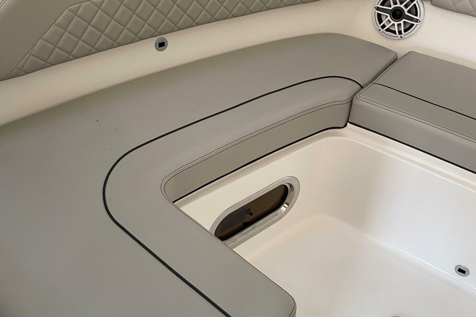2022 Pursuit DC 365 Dual Console