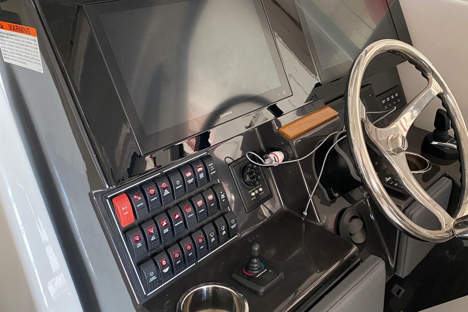 2022 Pursuit DC 365 Dual Console