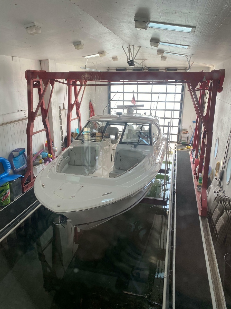 2022 Pursuit DC 365 Dual Console