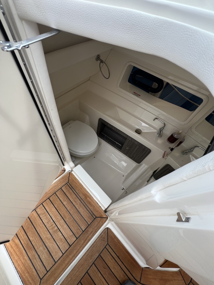 2020 Sea Ray 350 SLX