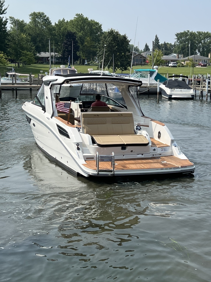 2020 Sea Ray 350 SLX