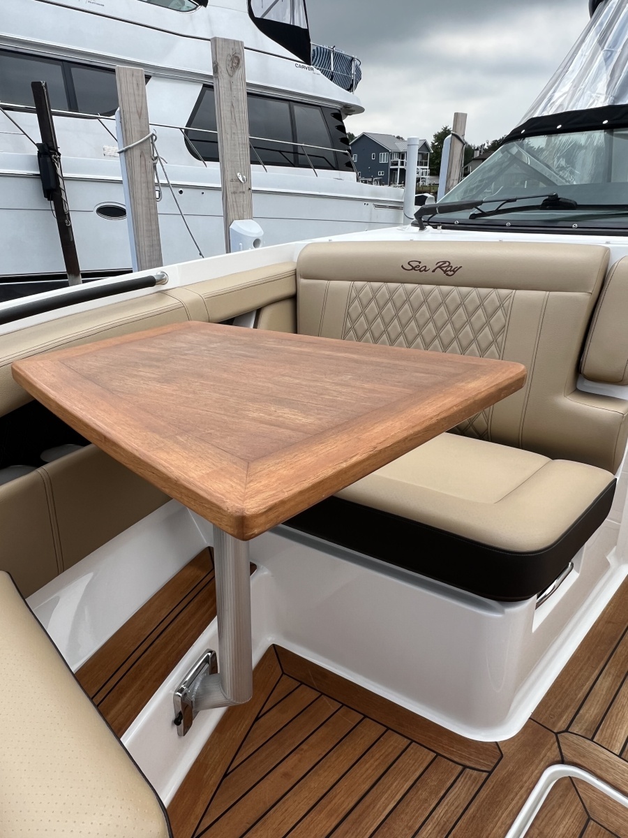 2020 Sea Ray 350 SLX