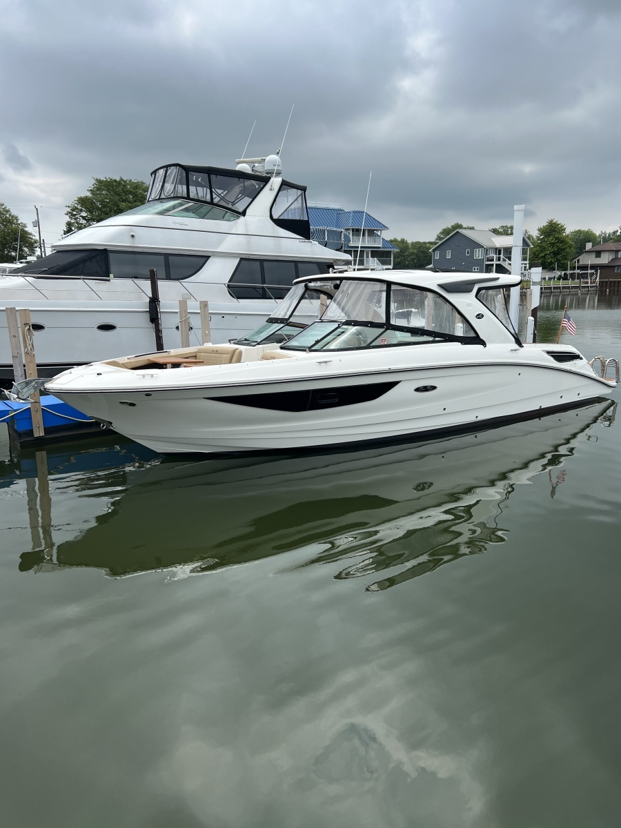 2020 Sea Ray 350 SLX