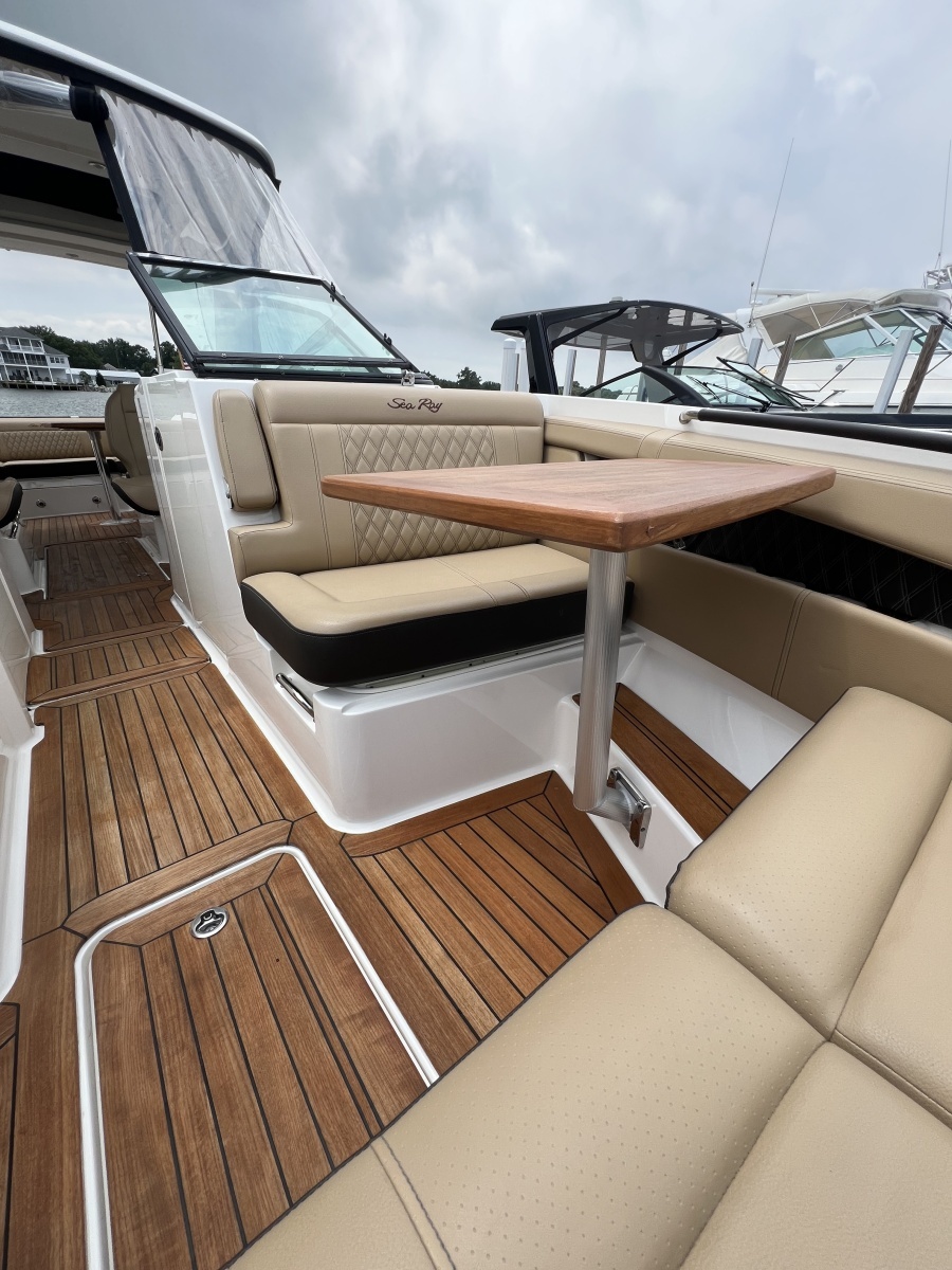 2020 Sea Ray 350 SLX