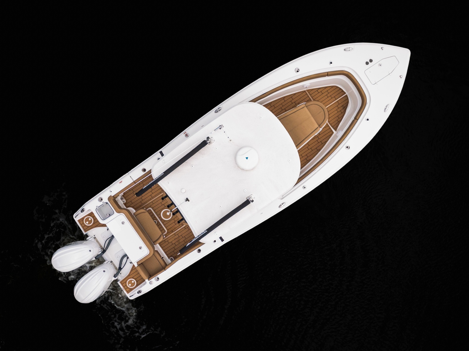 2022 Sea Hunt Gamefish 30 Coffin Box