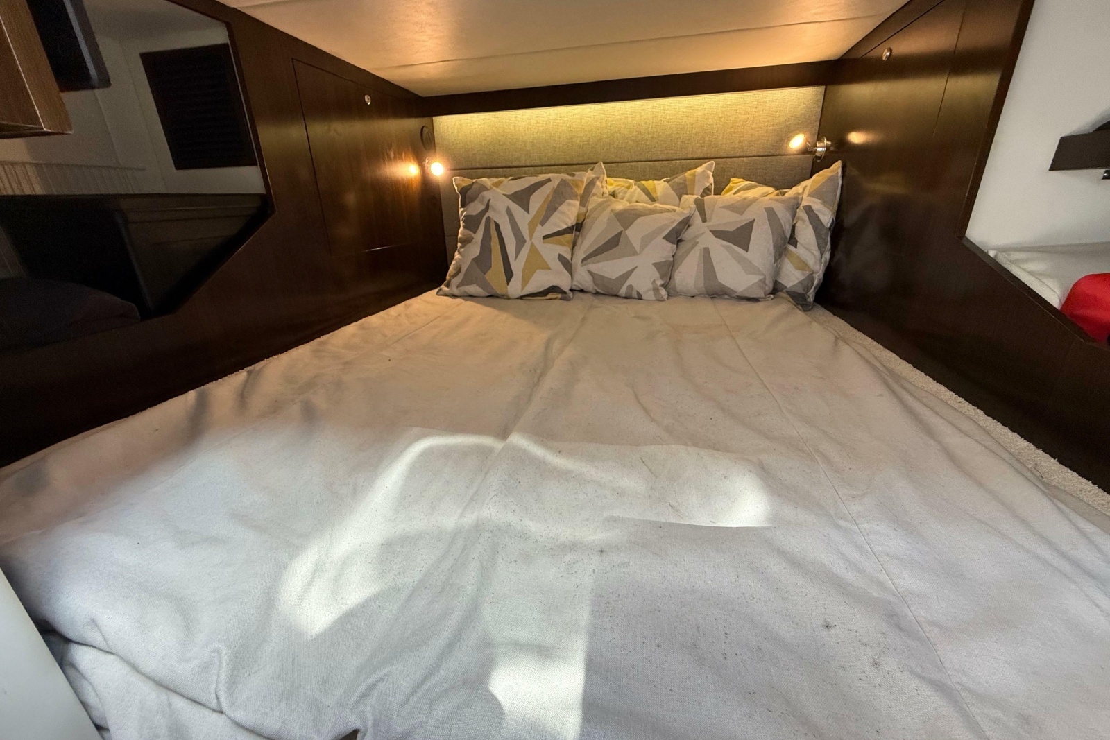 2021 Cruisers Yachts 38 GLS OB