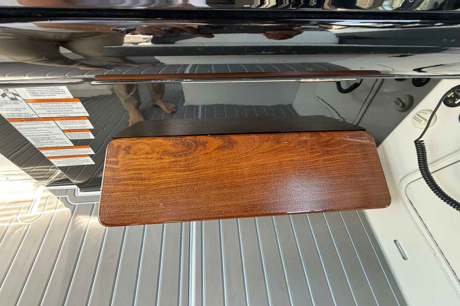 2021 Cruisers Yachts 38 GLS OB