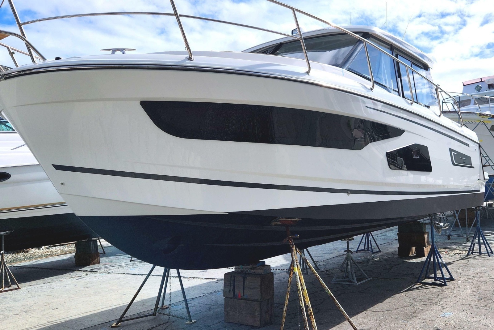 2021 Jeanneau NC Weekender 1095