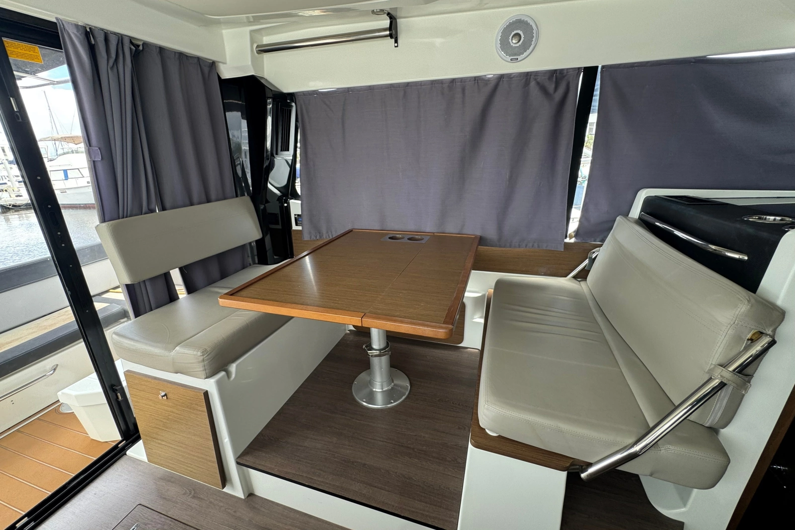 2021 Jeanneau NC Weekender 1095