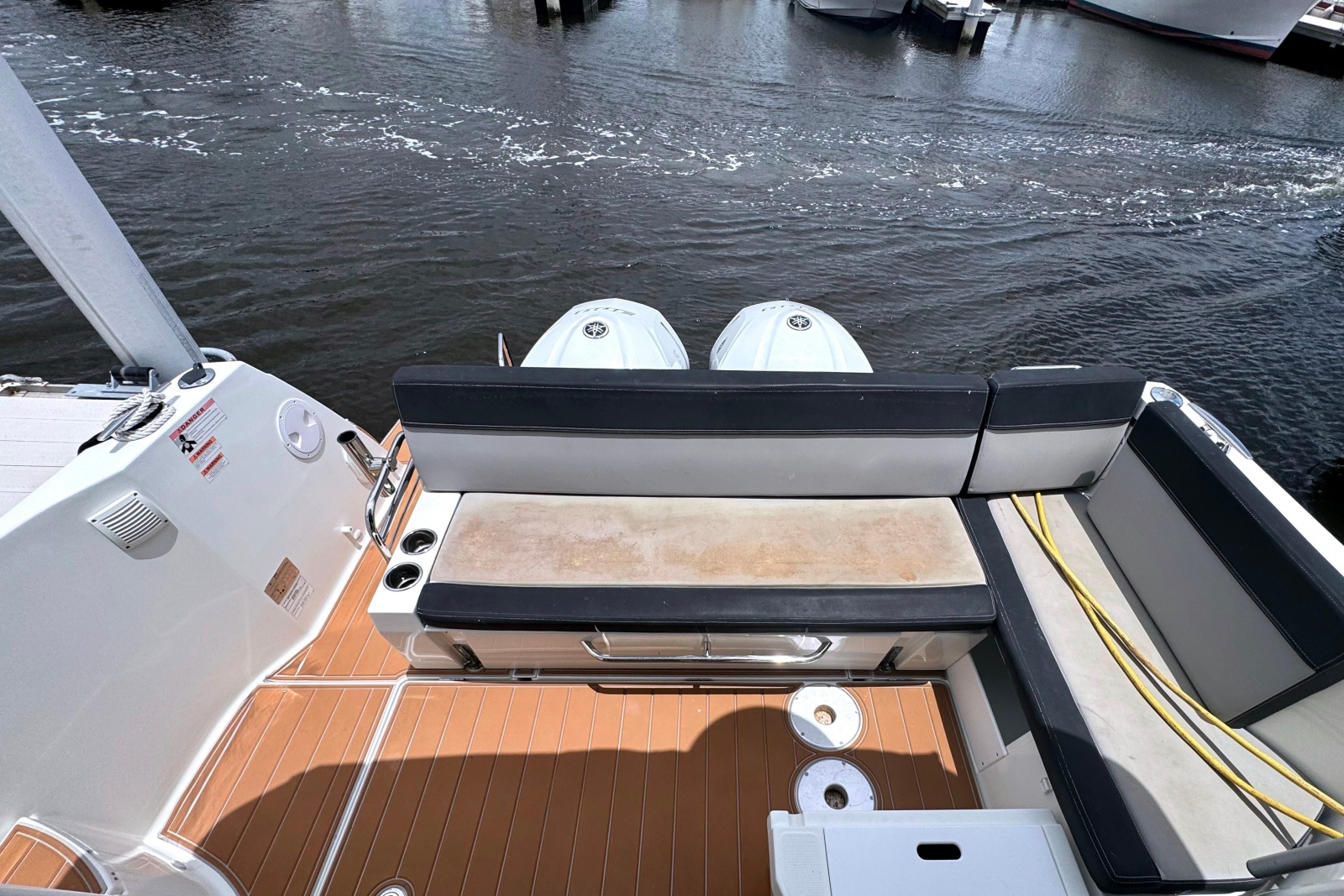2021 Jeanneau NC Weekender 1095