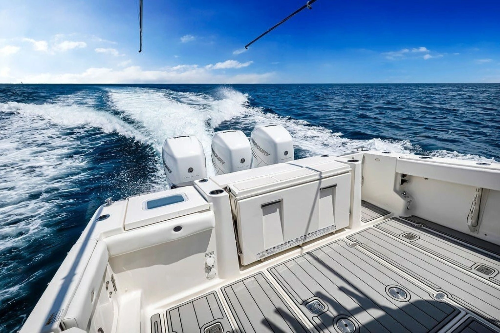 2021 Pursuit S 378 Sport