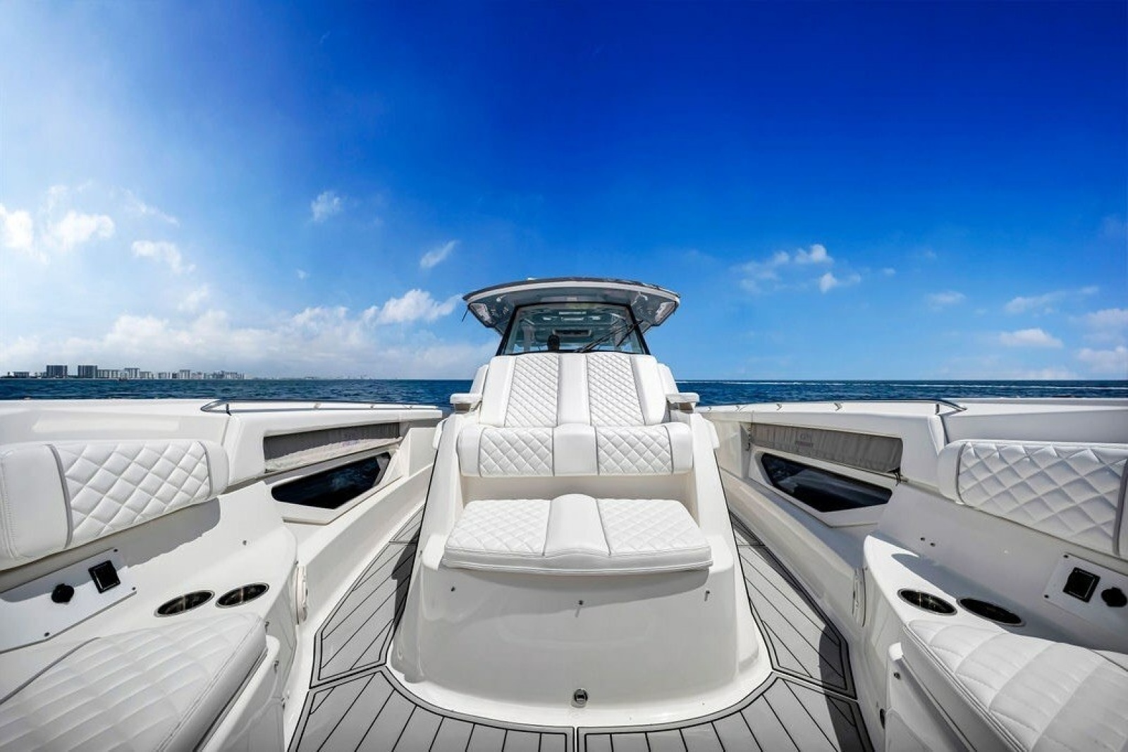 2021 Pursuit S 378 Sport