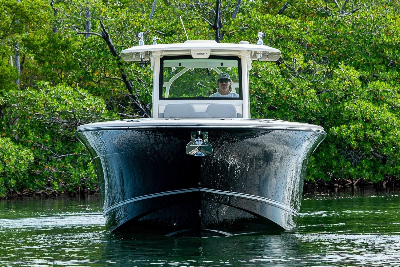 2021 Scout 330 LXF