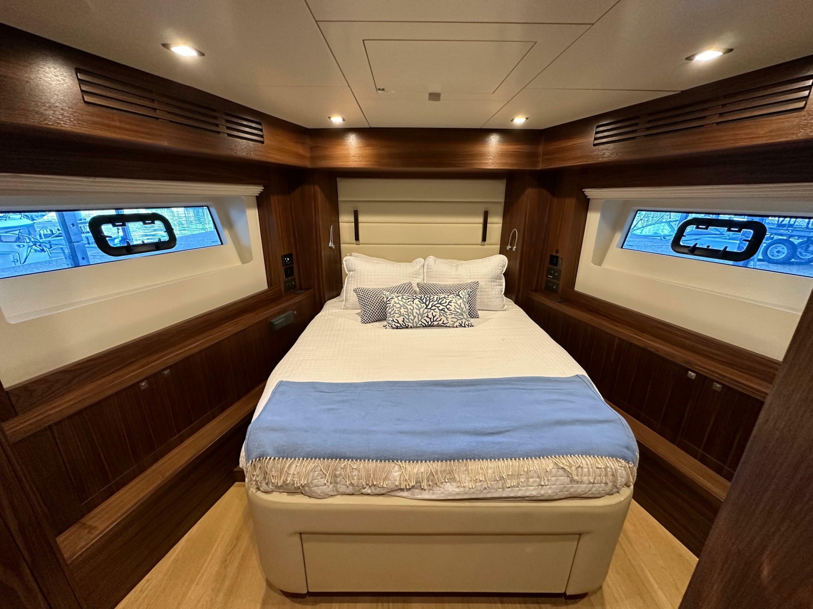 2021 Sirena 58