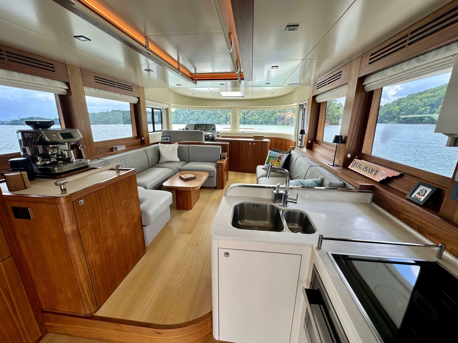 2021 Sirena 58