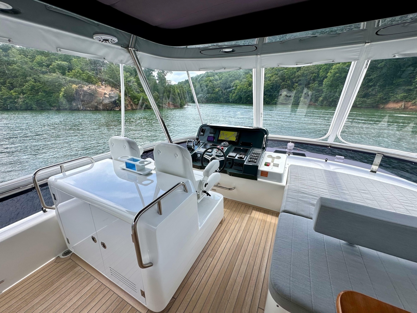 2021 Sirena 58