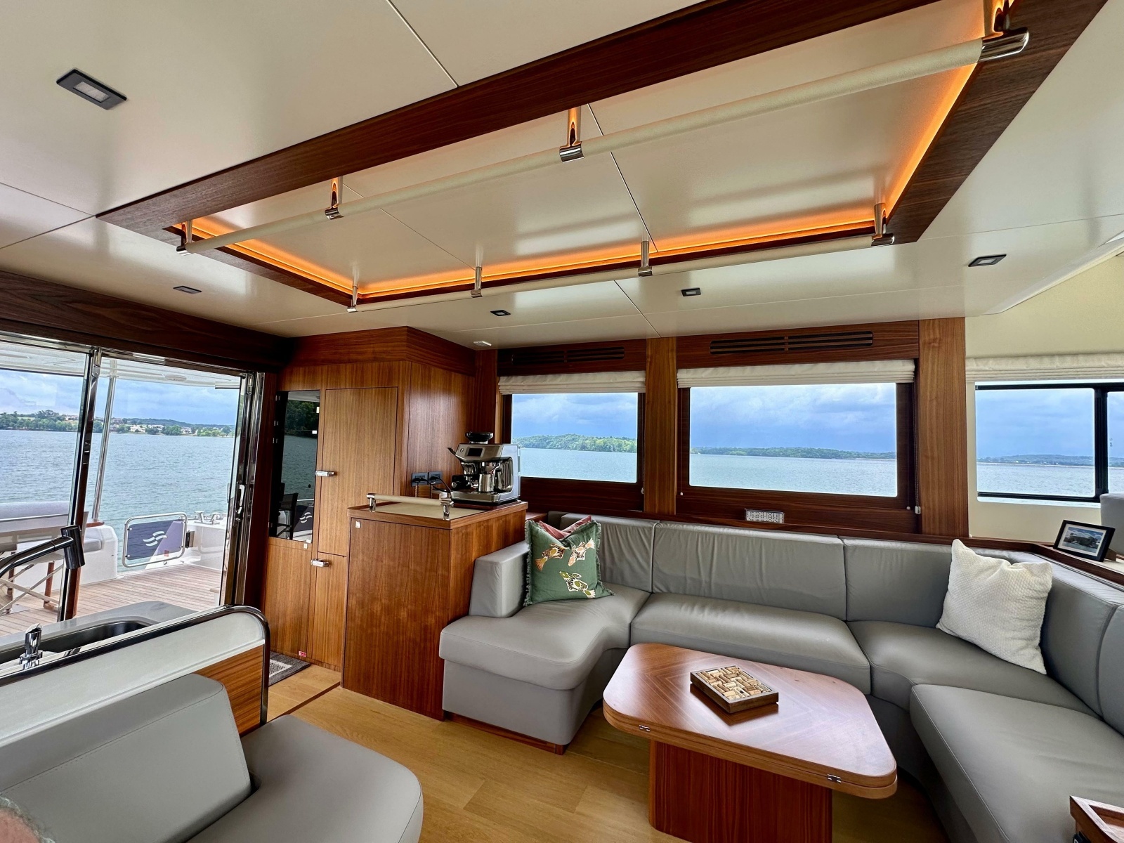 2021 Sirena 58
