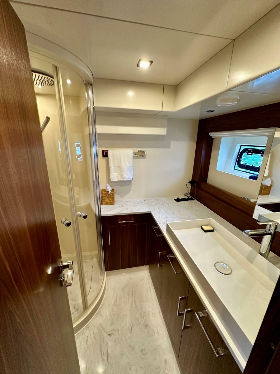 2021 Sirena 58