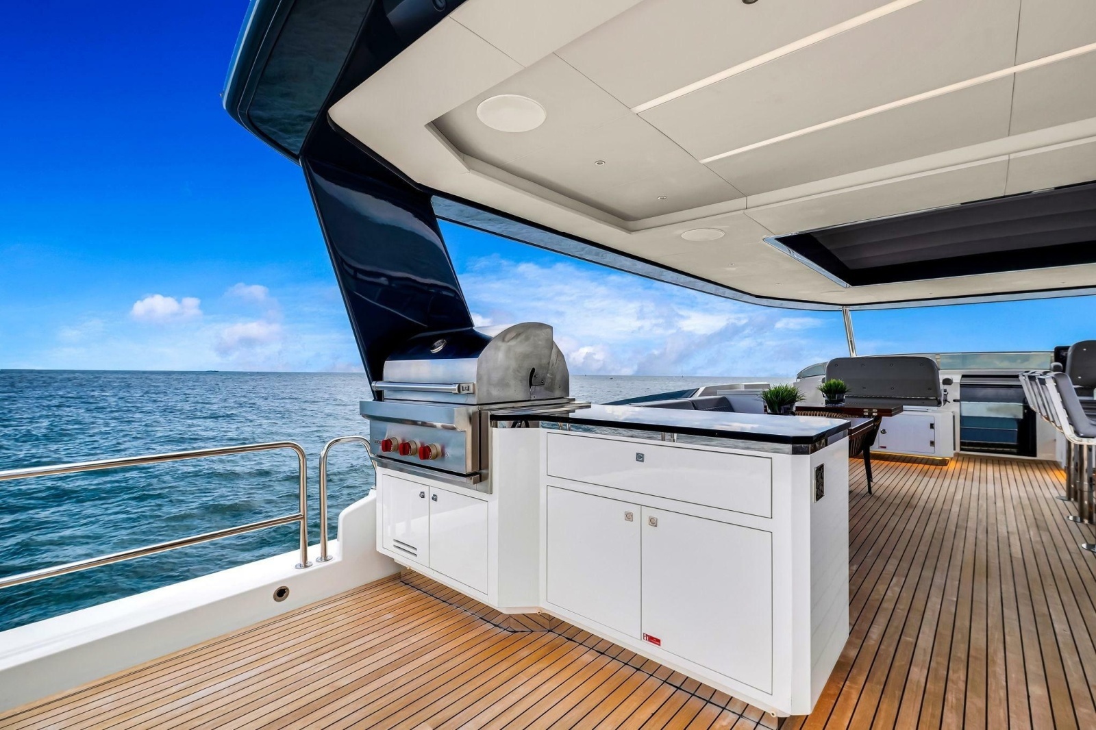 2021 Sirena 88