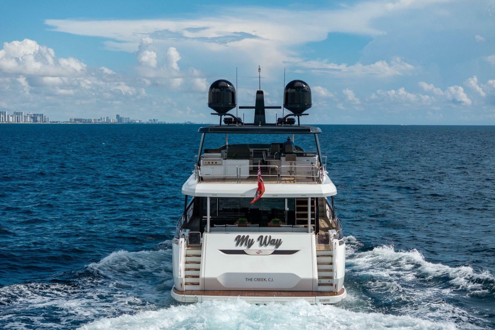 2021 Sirena 88