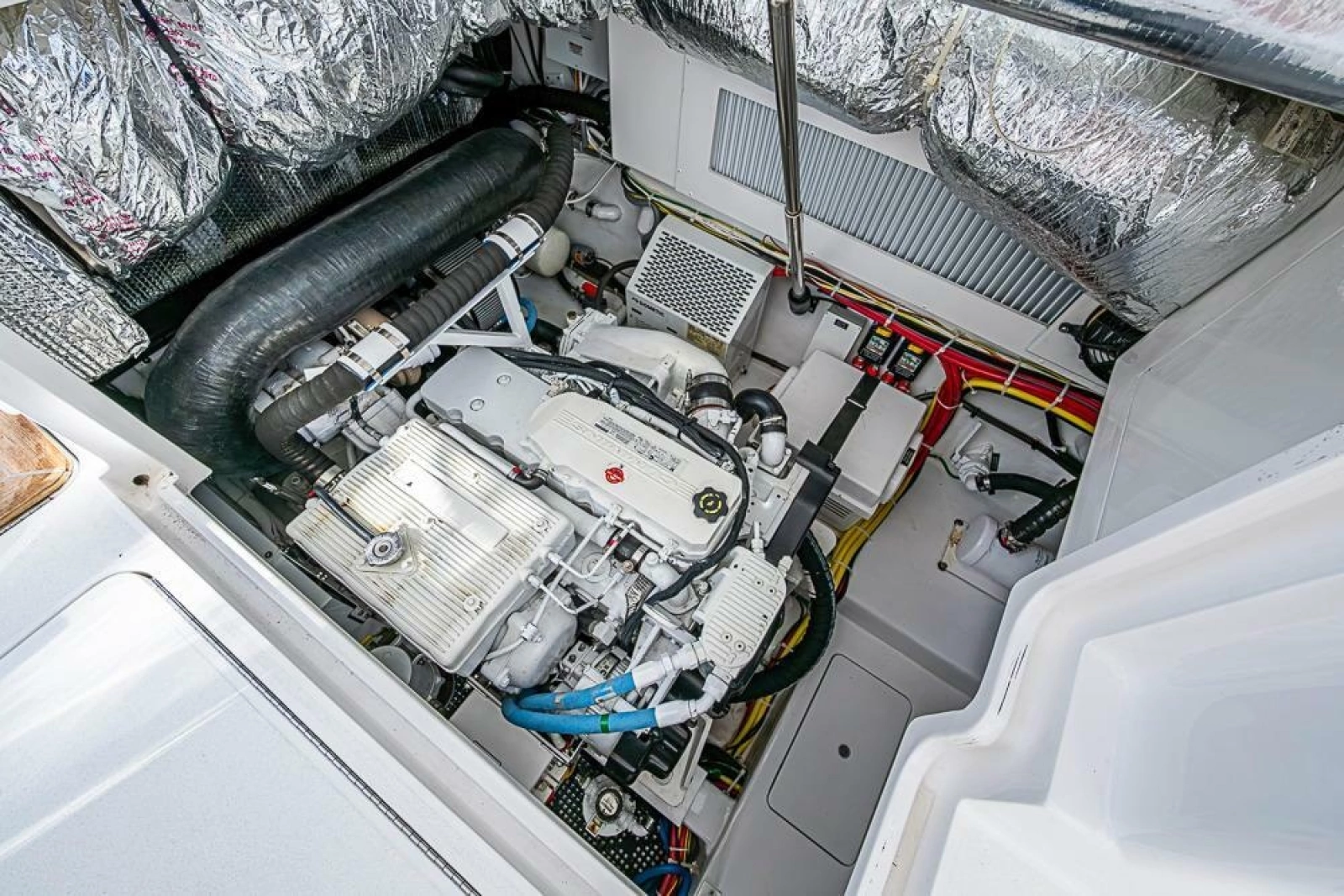 2021 Viking 38 Open