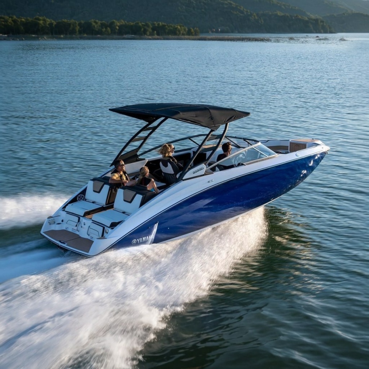 2021 Yamaha Boats 252SD