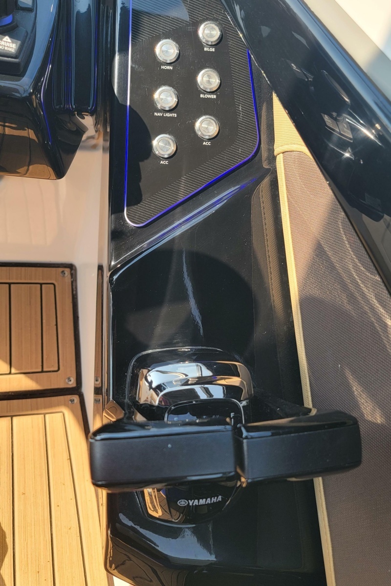 2021 Yamaha Boats 252SD